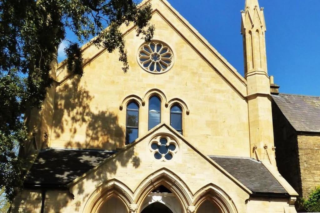 Cotswold Chapel, Sleeps Up To 5 In Kingsize Beds Apartment Chipping Norton Exterior foto
